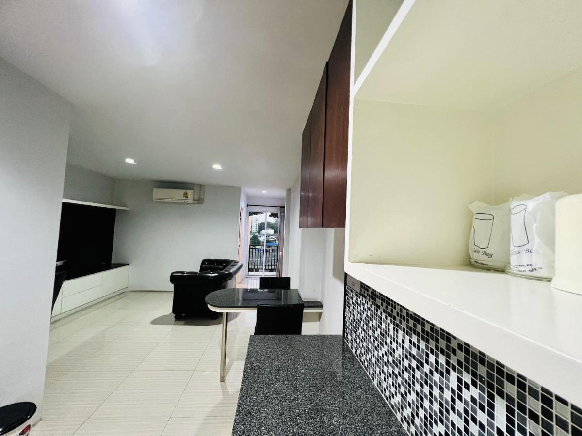 Inn Kham Apartment Chiang Mai Extérieur photo